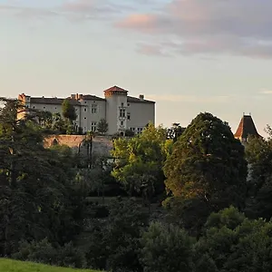 Bed and breakfast Chateau De, Prat-Bonrepaux
